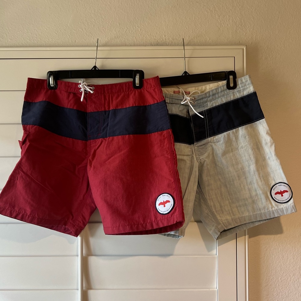 APOLIS EUC Set of 2 Swim Trunks 32 Chambray Navy Red